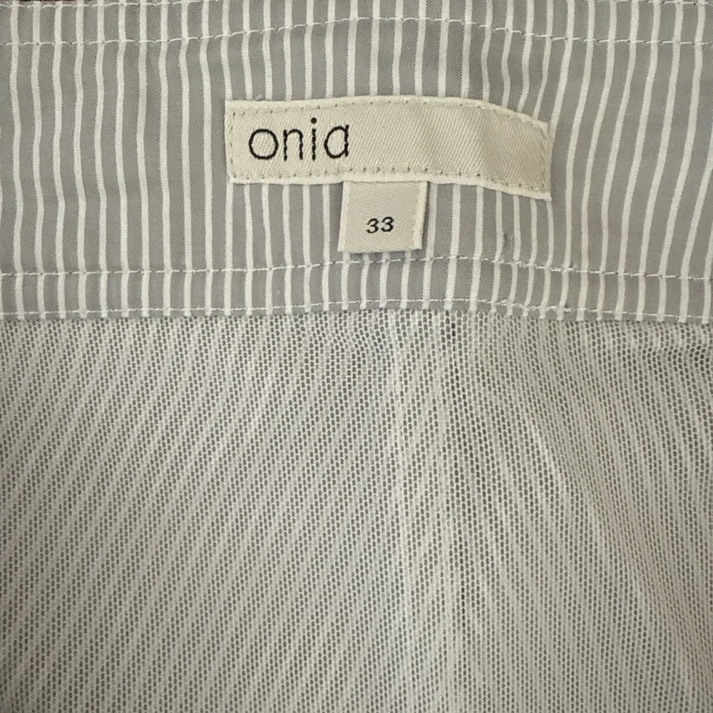 Onia Alek‎ 8